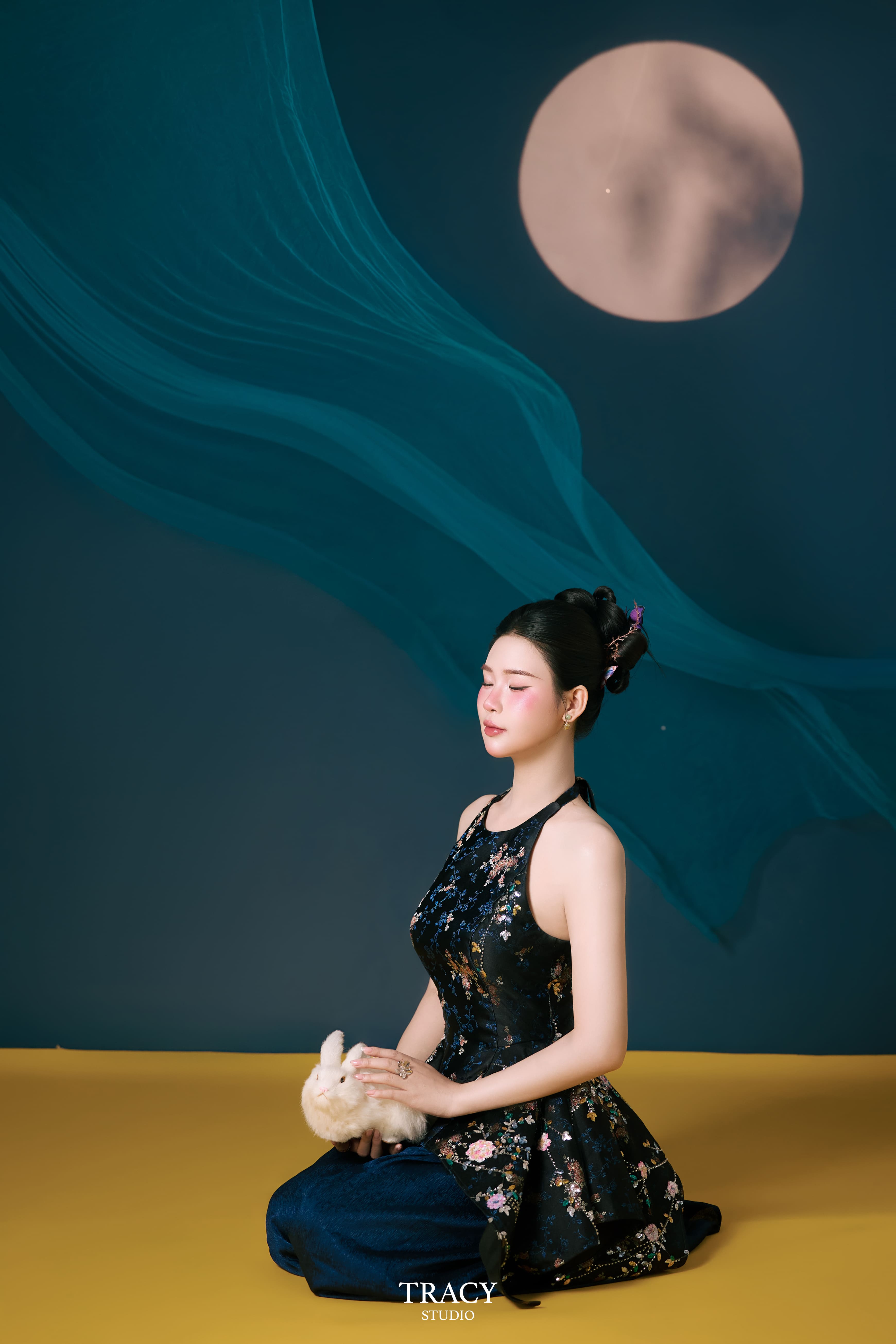 frontend/img/gallery/anh-tet-yem-ao-dai/tracy-studio-chup-yem-tho (5).jpg